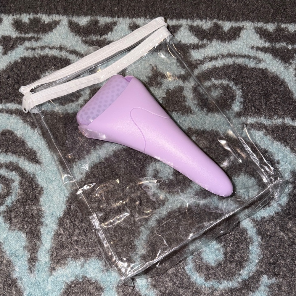 Cooling Facial Roller